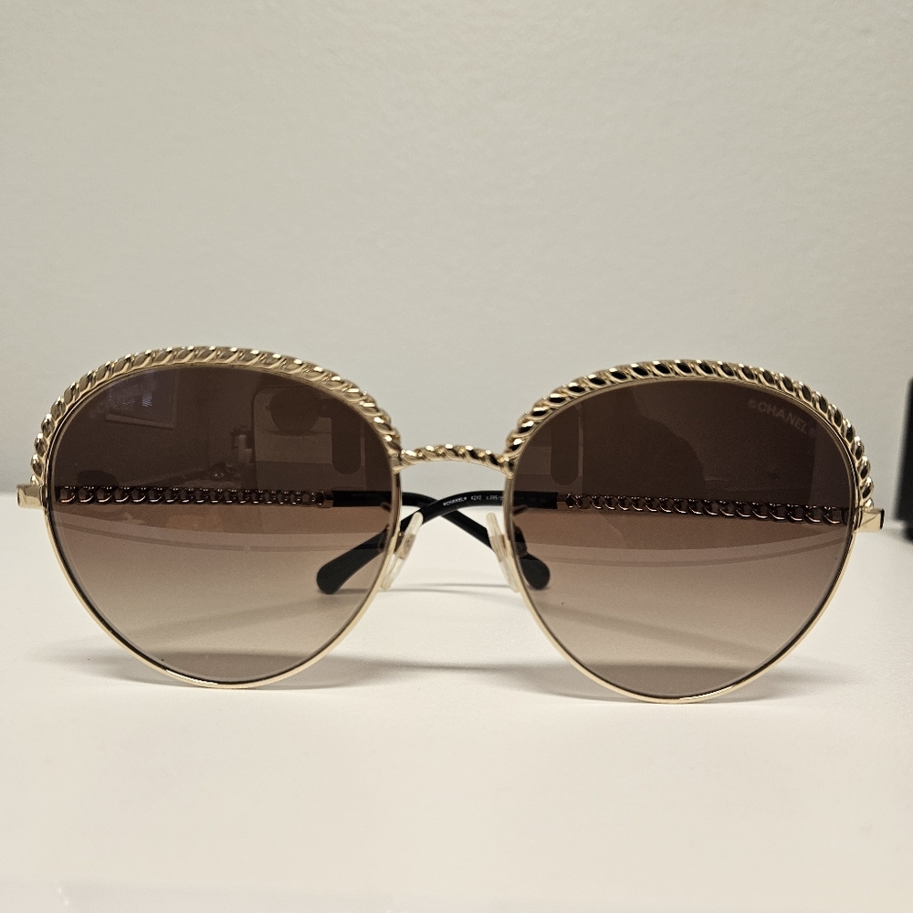 CHANEL Gold Frame Brown Gradient Lens Sunglasses